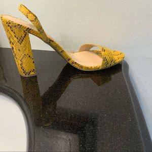 Ladies size 10 sandals